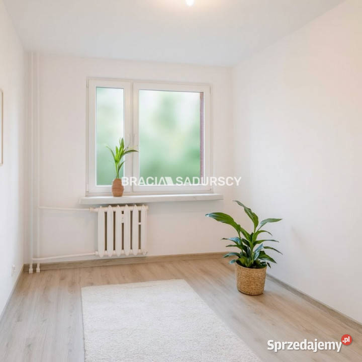 Mieszkanie 913m2 4 pokojowe Kraków blok