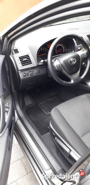 Toyota avensis t27 18 benz