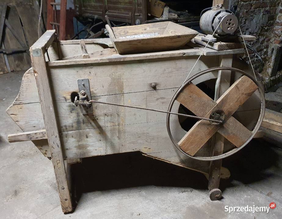 Wialnia do zboża z silnikiem elektrycznym 8 sit nieuszkodzony Wiskitki