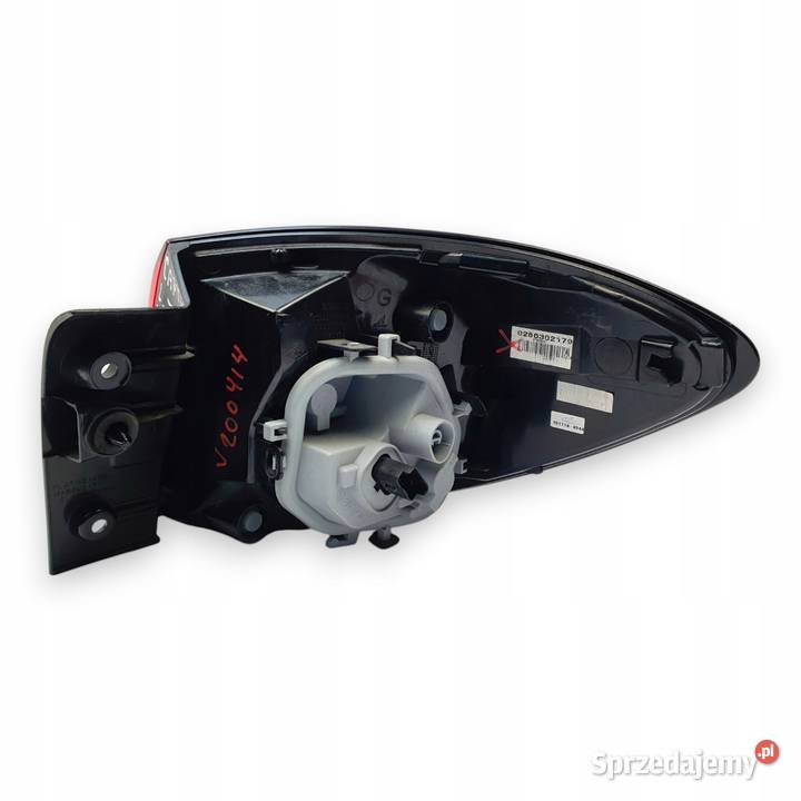 LAMPA LEWA Renault Captur I tylna tylnia lewy osobowe Chełm