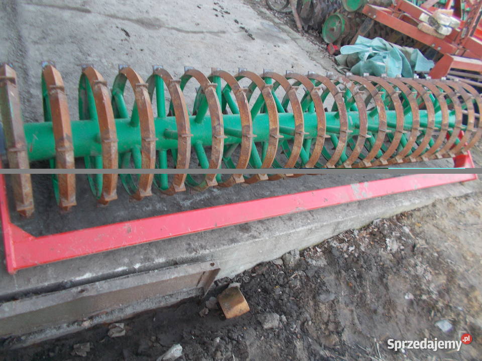 wał daszkowy 3 m ramka fi 600 mm agromasz Brąchnowo