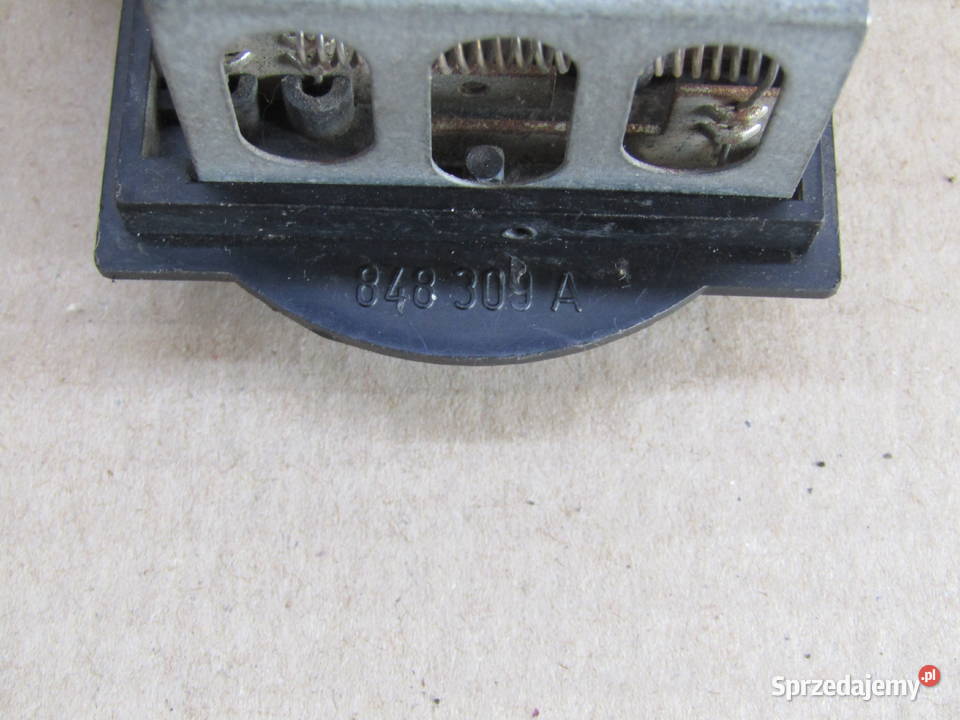 REZYSTOR OPORNICA CITROEN C4PEUGEOT 206 848309A Rok produkcji 1999 łódzkie Mysłaków