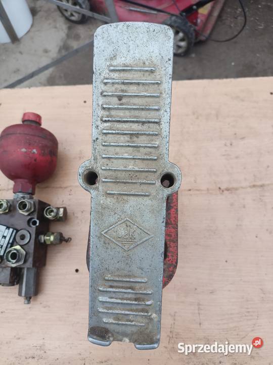 Pedał Hydrauliczny OK 1595203 1595203 Rzeszów