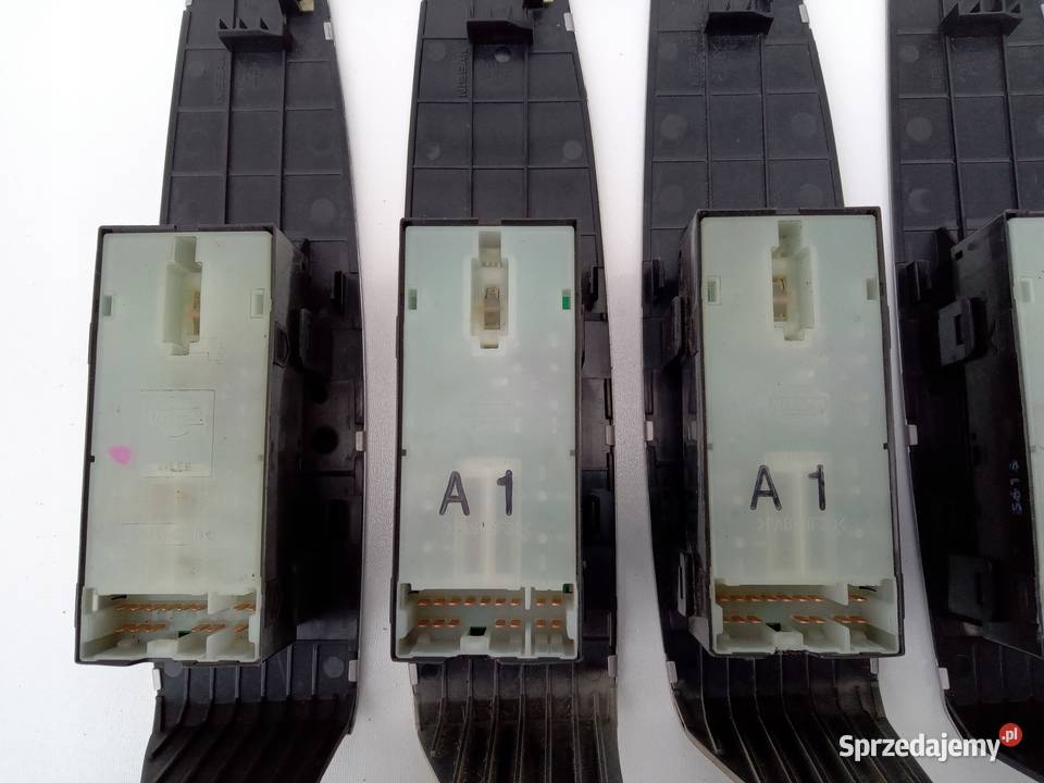 PANEL PRZYCISK SZYBY PRAWY PRZÓD NISSAN MURANO