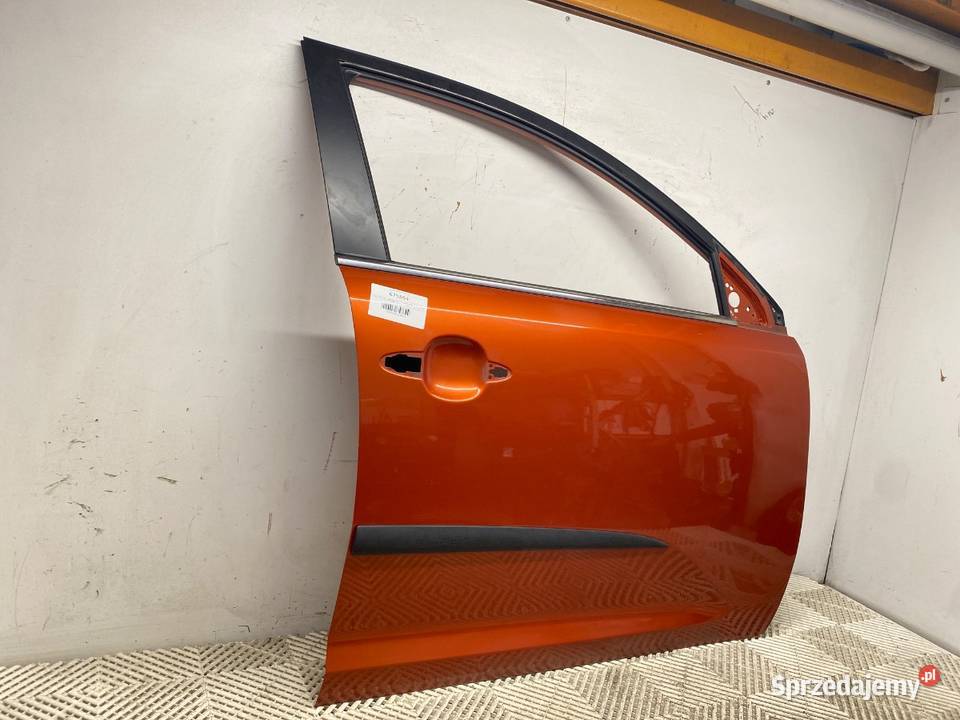 DRZWI PRAWY PRZÓD KIA SPORTAGE III SUV D2A osobowe