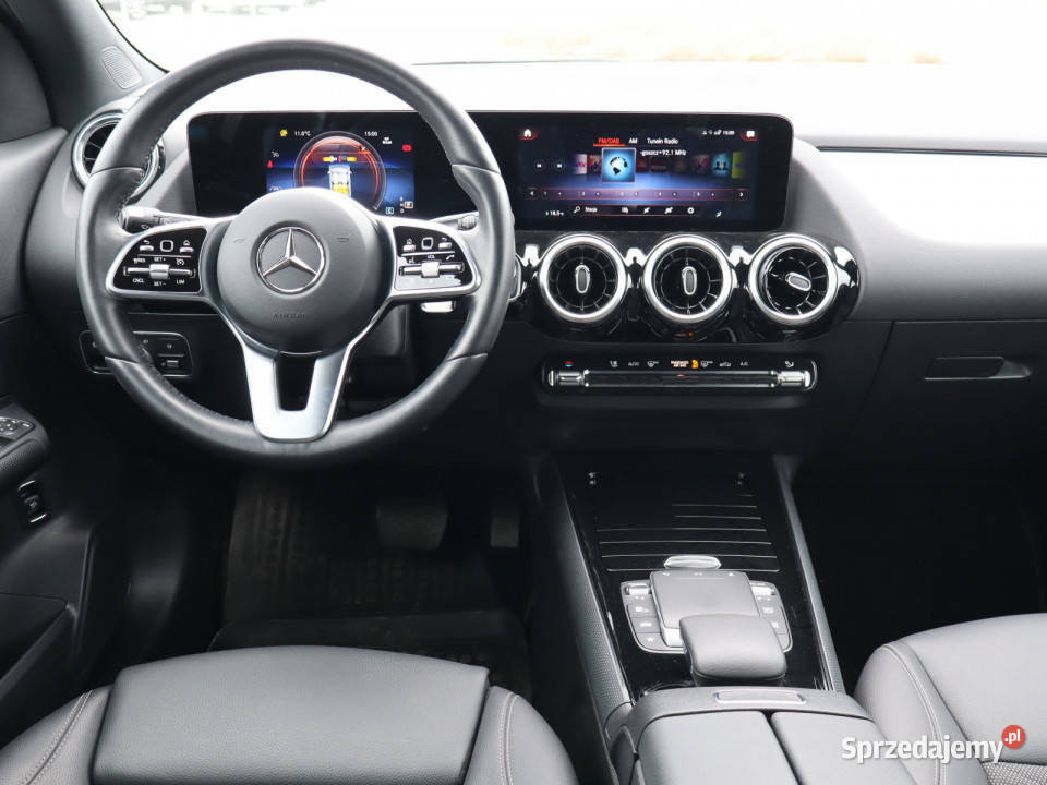 Mercedes GLA GLA 200 klimatyzacja GLA mazowieckie