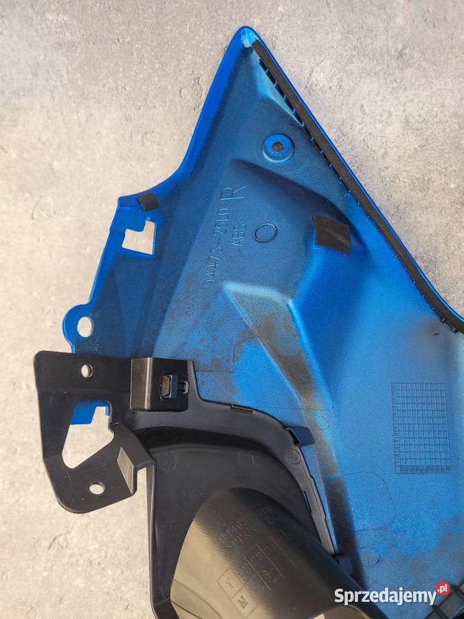 Suzuki GSX 8 R 24 owiewka bok osłona plastik Nowy Tomyśl sprzedam