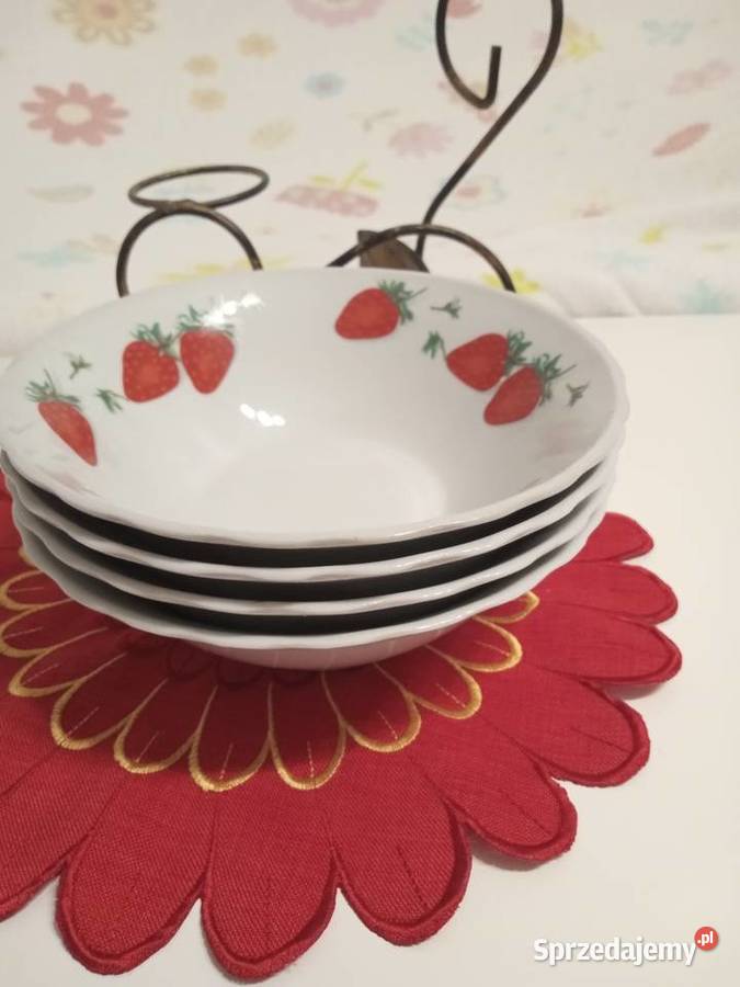 Salaterki Truskawki sprzedam