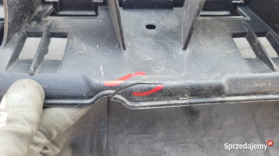 ŚLIZG ZDERZAKA TYŁ ABSORBER PEUGEOT 208 I Ruda Śląska