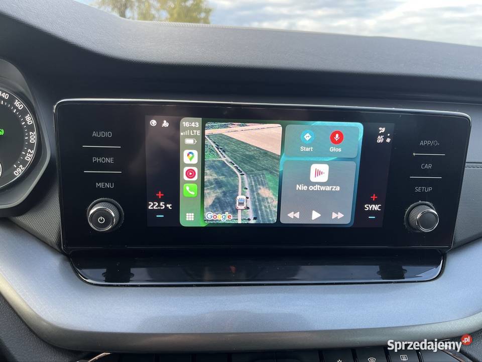 Skoda Octavia Polski Salon niebieski Borzysław