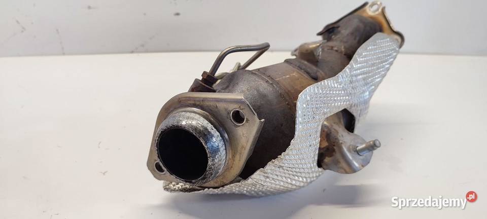 MAZDA 2 TOYOTA YARIS IV KATALIZATOR 15 HYBRID sprzedam