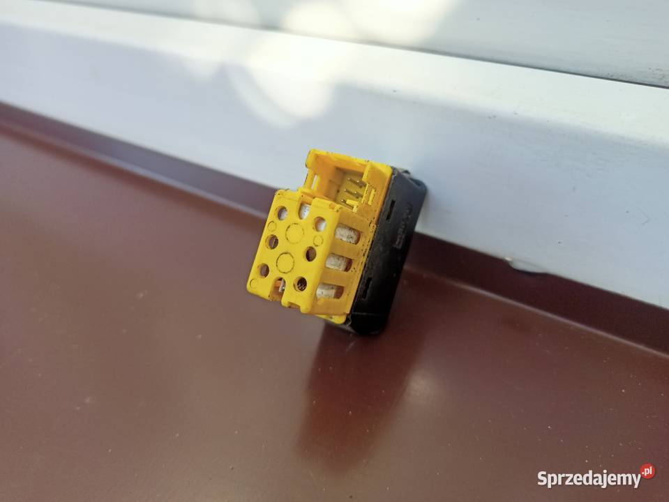 BMW E36 przycisk przełącznik podgrzewania foteli panele sterowania, przełączniki Sieradz