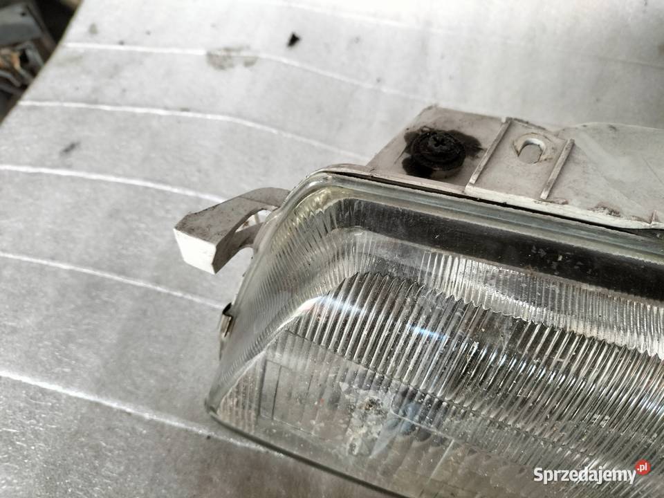 OPEL ASTRA F lampa lewa przód FOP10110L