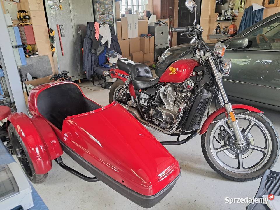 Honda Shadow z Koszem Honda Kielce