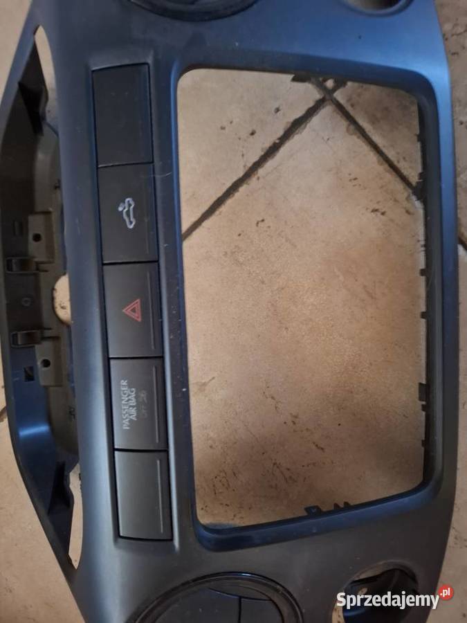 Vw Amarok 20 tdi panel ramka deski rozdzielczej lubuskie Zielona Góra
