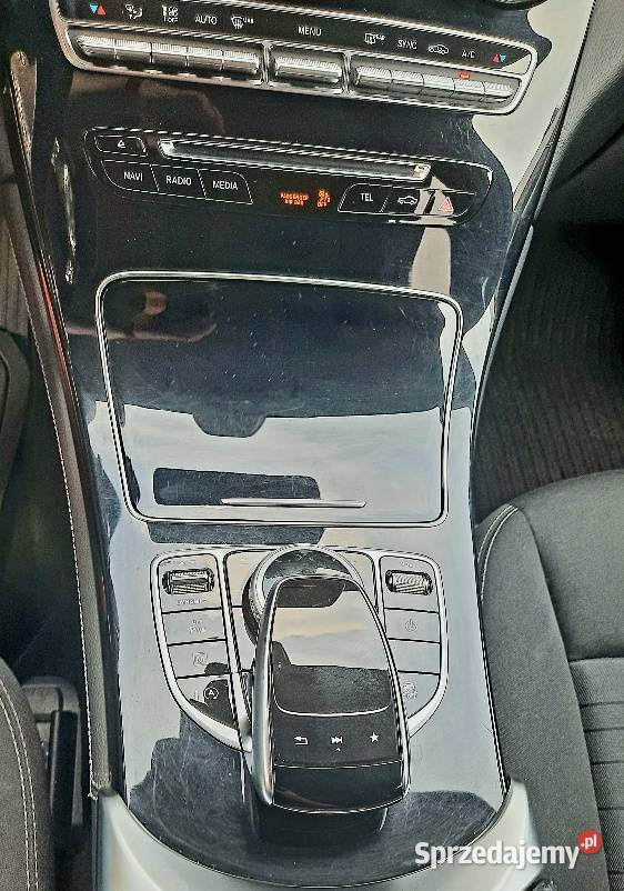 MercedesBenz Klasa GLC 204X 2504MATIC 211 benzyna Jaśkowice