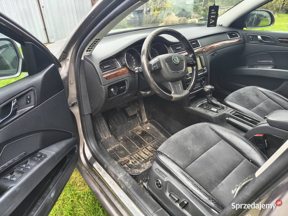 Skoda SUPERB prenia nieuszkodzony śląskie