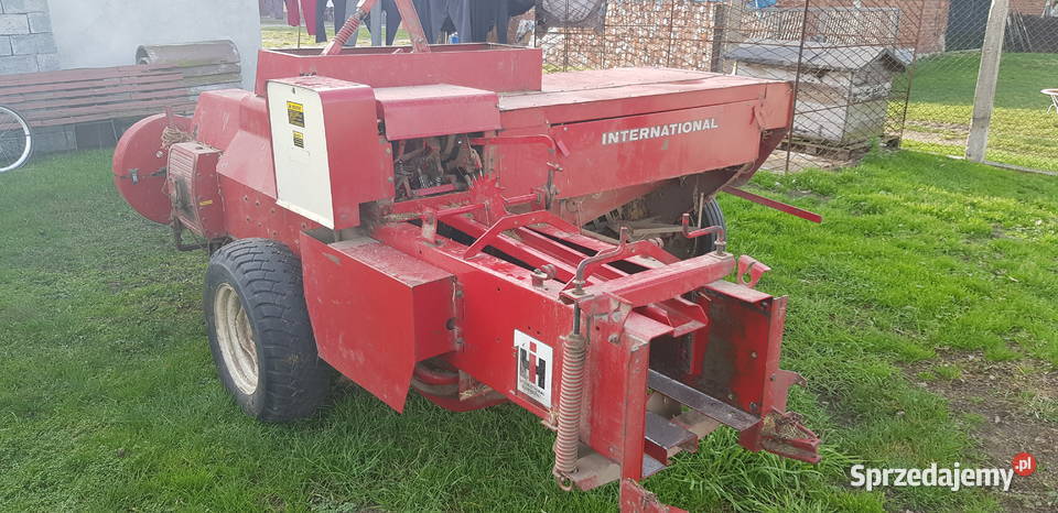 Prasa kostkująca INTERNATIONAL 440 Świniowice