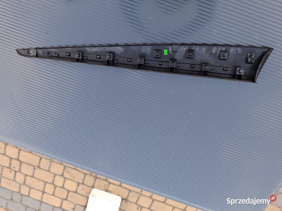 Listwa drzwi prawy przód RENAULT CLIO IV 4 osobowe Radom