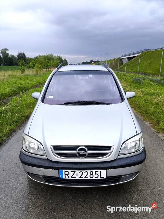 Opel Zafira 2001 18 LPG Nowa butla Nowe sprzęgło sprzedam