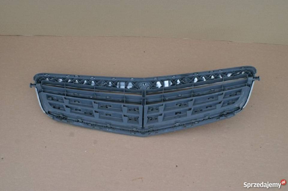MERCEDES C KLASA GRILL ATRAPA CHŁODNICY osobowe Bieleń