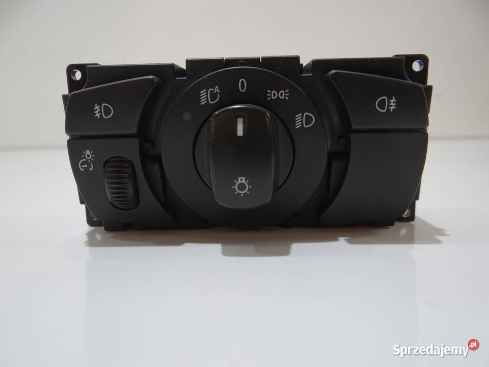 WŁĄCZNIK PRZEŁĄCZNIK ŚWIATEŁ BMW E60 E61 6953735 Strzyżewice