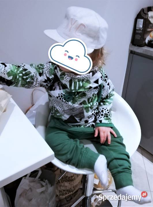Bluza monstera z funkcją zapięcia na smoczek