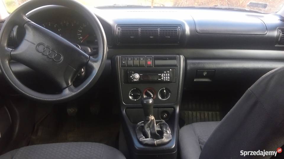 Sprzedam Audi A4 benzyna rocznik 1995