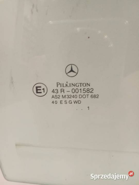 Szyba Drzwi Prawych Tylnych Mercedes Cclass W203 Bralin