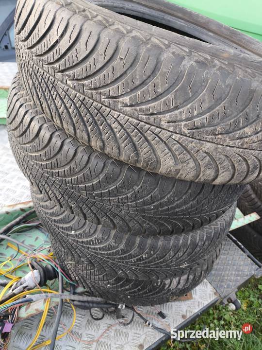 Opony 14 zimowe Goodyear Poznań sprzedam