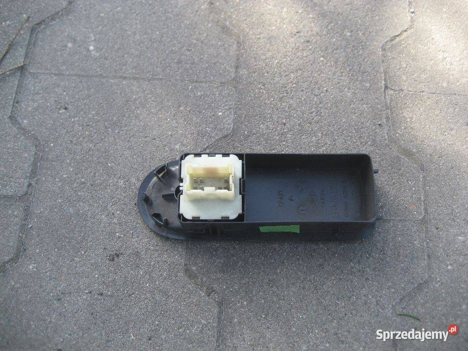 dacia duster lift 1317r przełącznik włącznik Rakoniewice sprzedam