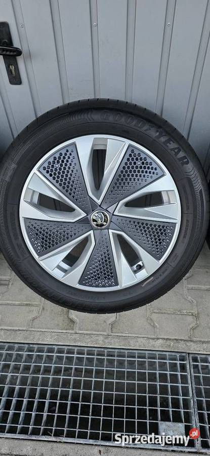 Oryginalne Koła Skoda Kamiq R17 KaroqOpony Samochodowe