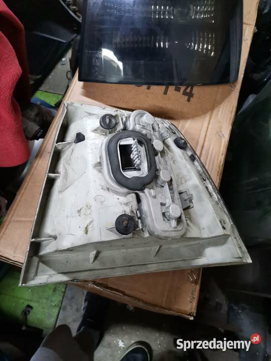 Tylne lampy czarne Astra G Depo Hatchback Głuchołazy sprzedam