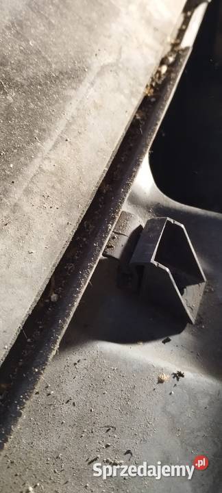 Plastik uchwyt podszybia Opel monterey isuzu