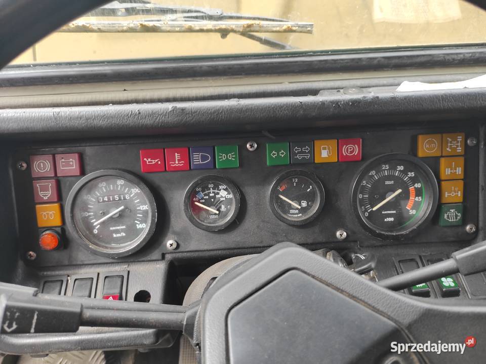 Iveco Model 40E12WM karetka stan z wojska świętokrzyskie Ostrowiec Świętokrzyski