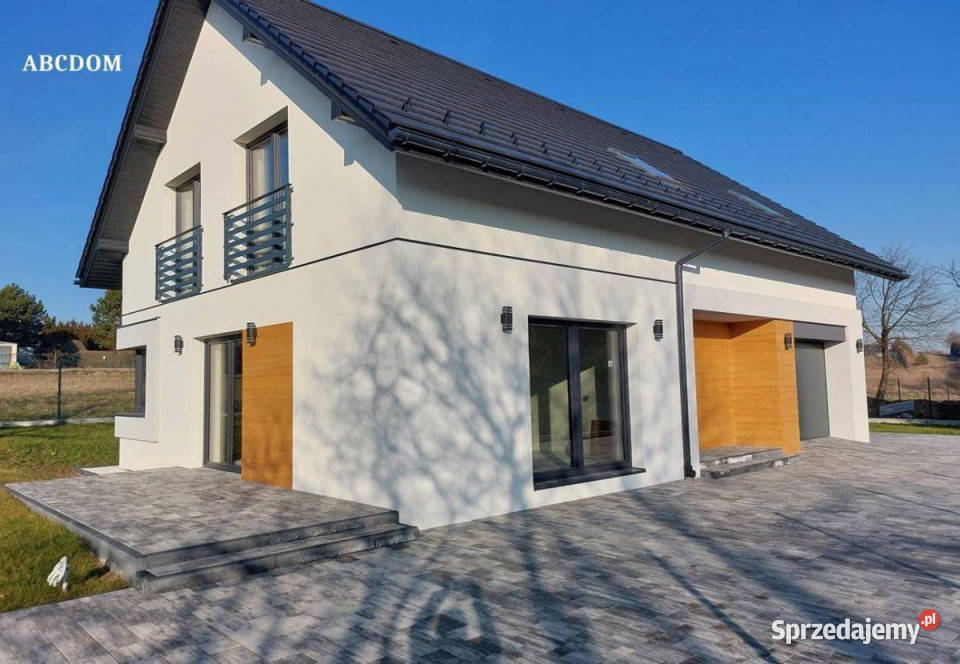 Łazy nowy dom wolnostojący z garażem dachówka