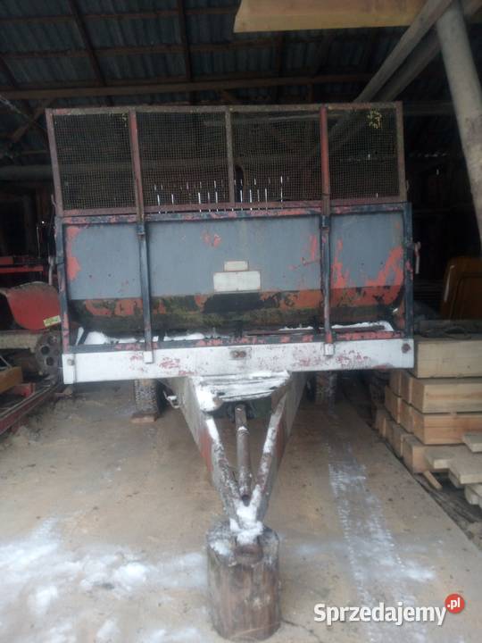 Rozrzutnik obornika rosyjski