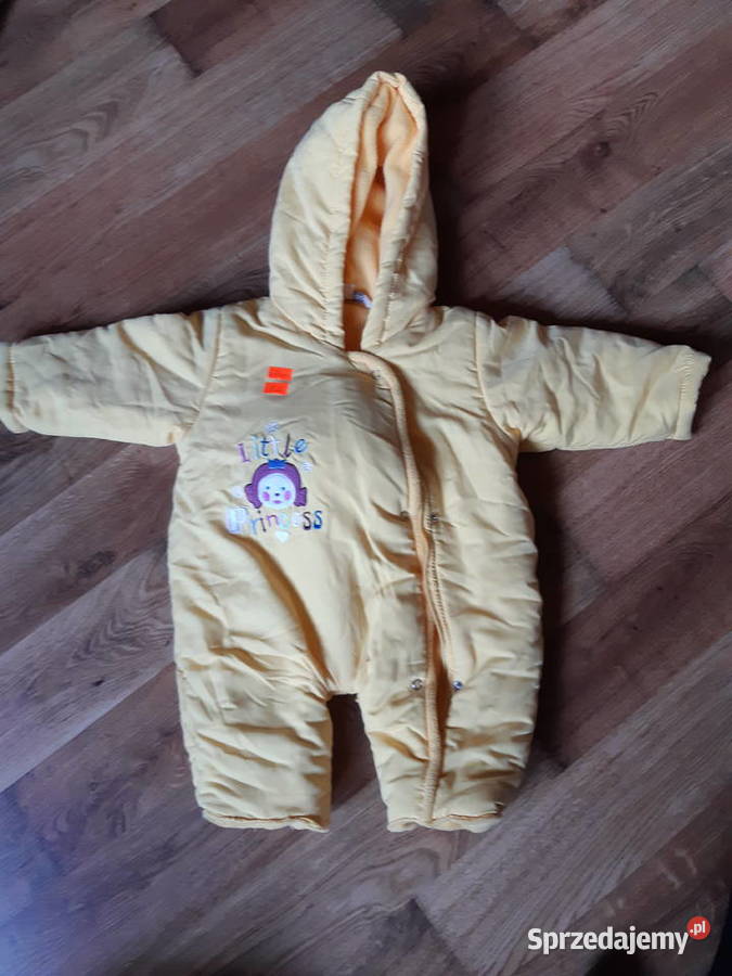 Body rampersy śpiochy sweterki i sukienki 5zl 5.10.15 Pewel Wielka