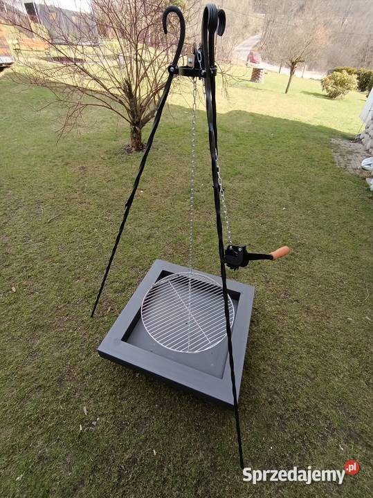 Trójnóg do grilla z kołowrotkiem solidny pod Orawka