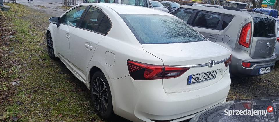 Toyota Avensis 2018 Krajowy nieuszkodzony
