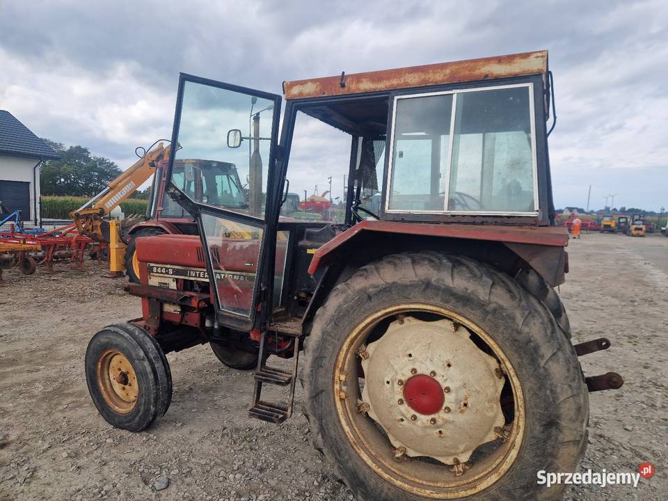 Traktor IHC 844 International International Osiek Mały