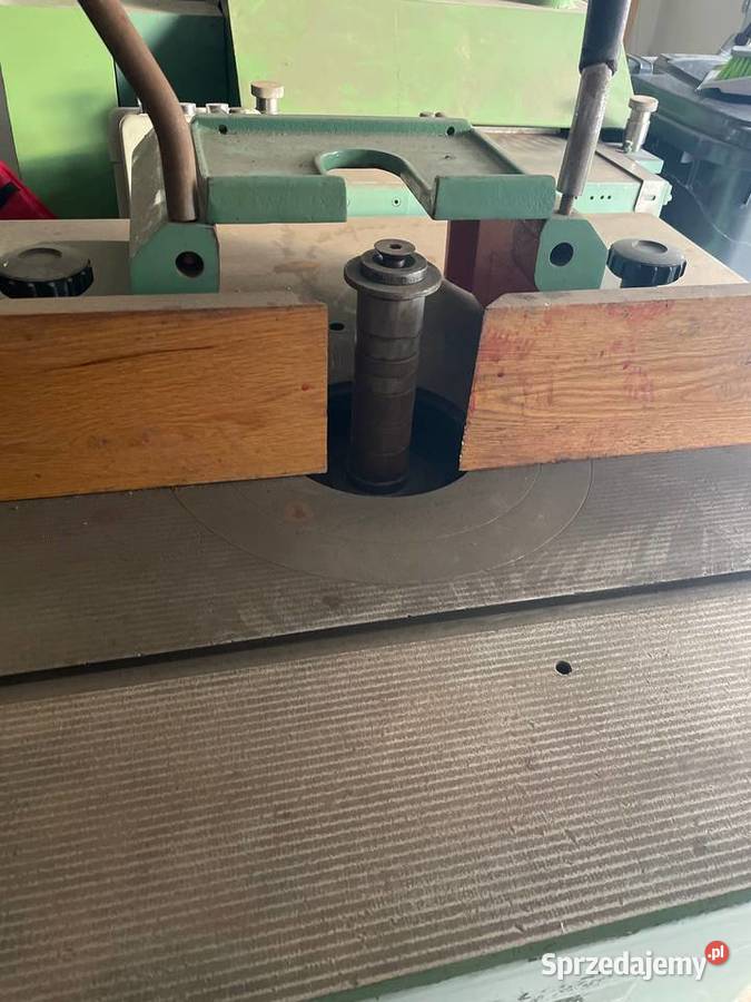 Frezarka dolnowrzecionowa SCM t120 Rumia