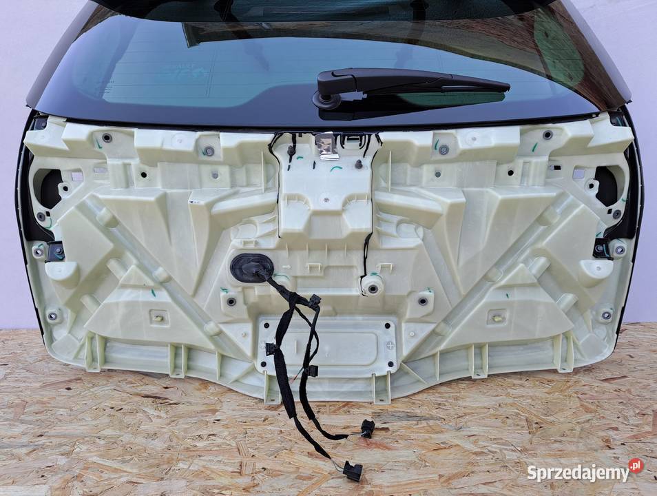 Renault Megane IV Kombi Klapa Tylna Bagażnika