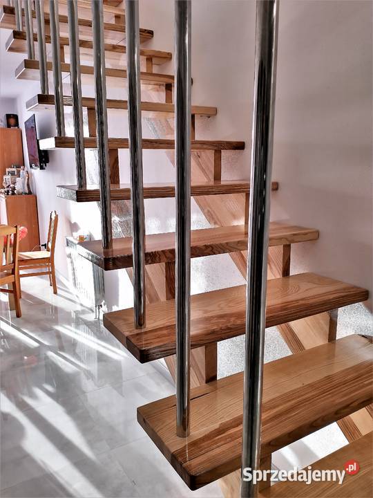 Schody jesionowe schody z jesionu schody Pozostałe wielkopolskie Ruszków Pierwszy