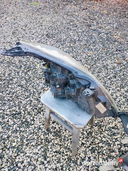 Reflektory Lampy lewa prawa Opel Vectra C Signum Osiek