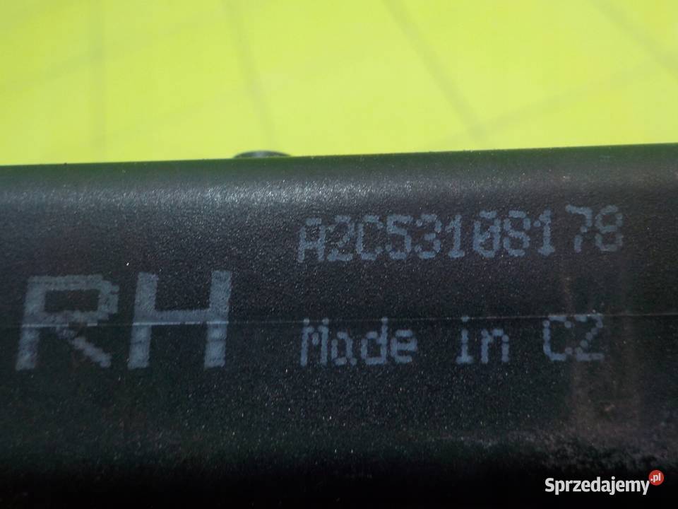 VOLVO V70 III 24 D5 08r spryskiwacz lampy prawy sprzedam