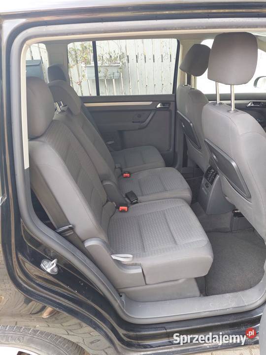 Volkswagen Touran 2006 r 7mio osobowy Wisznia Mała