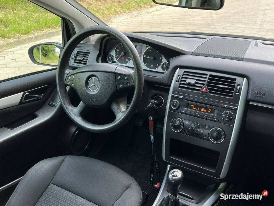 Mercedes B 180 Mercedes B 180 CDI Klimatyzacja ASR (kontrola trakcji) Gostyń