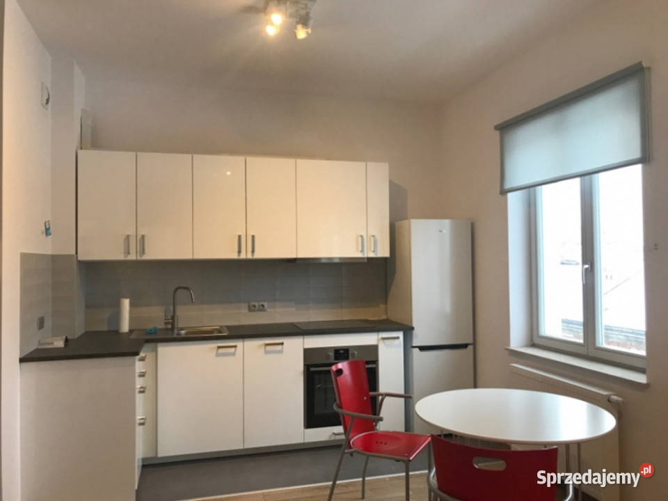 BEZPOŚREDNIO kawalerka 29m2 w kamienicy z windą Warszawa
