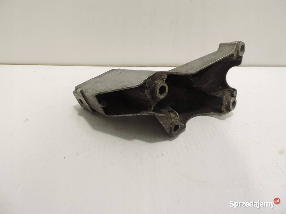 ŁAPA SILNIKA AUDI A4 B7 20 TFSI 8E0199307A Zawieszenie silnika